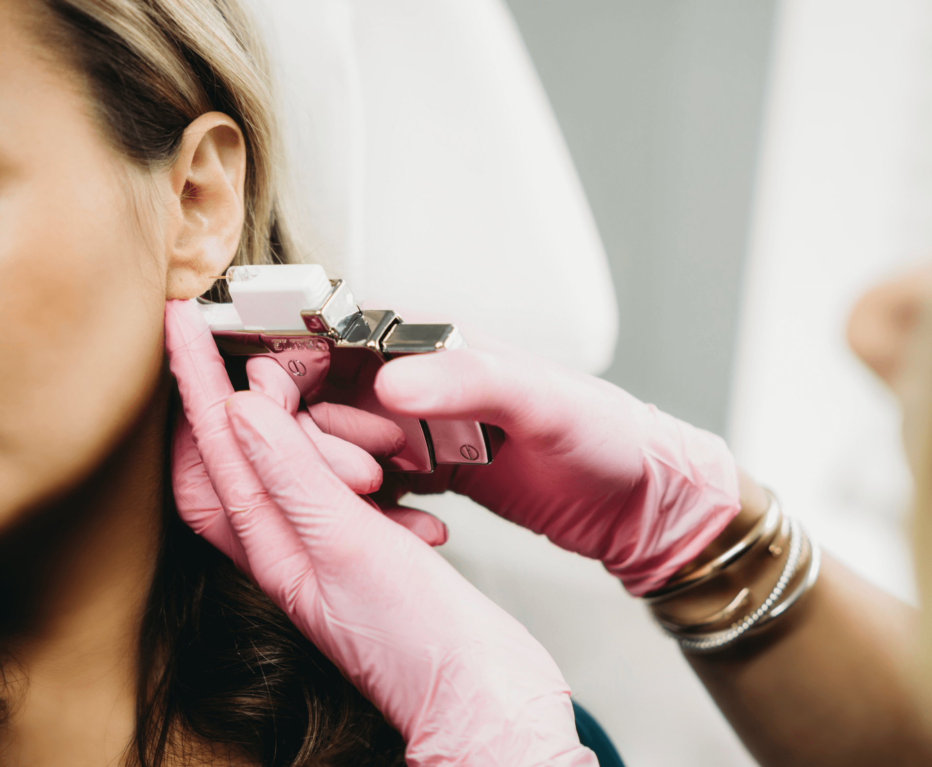 Lush Esthetics header (1920 x 1580 px) (3) Pro-Nox